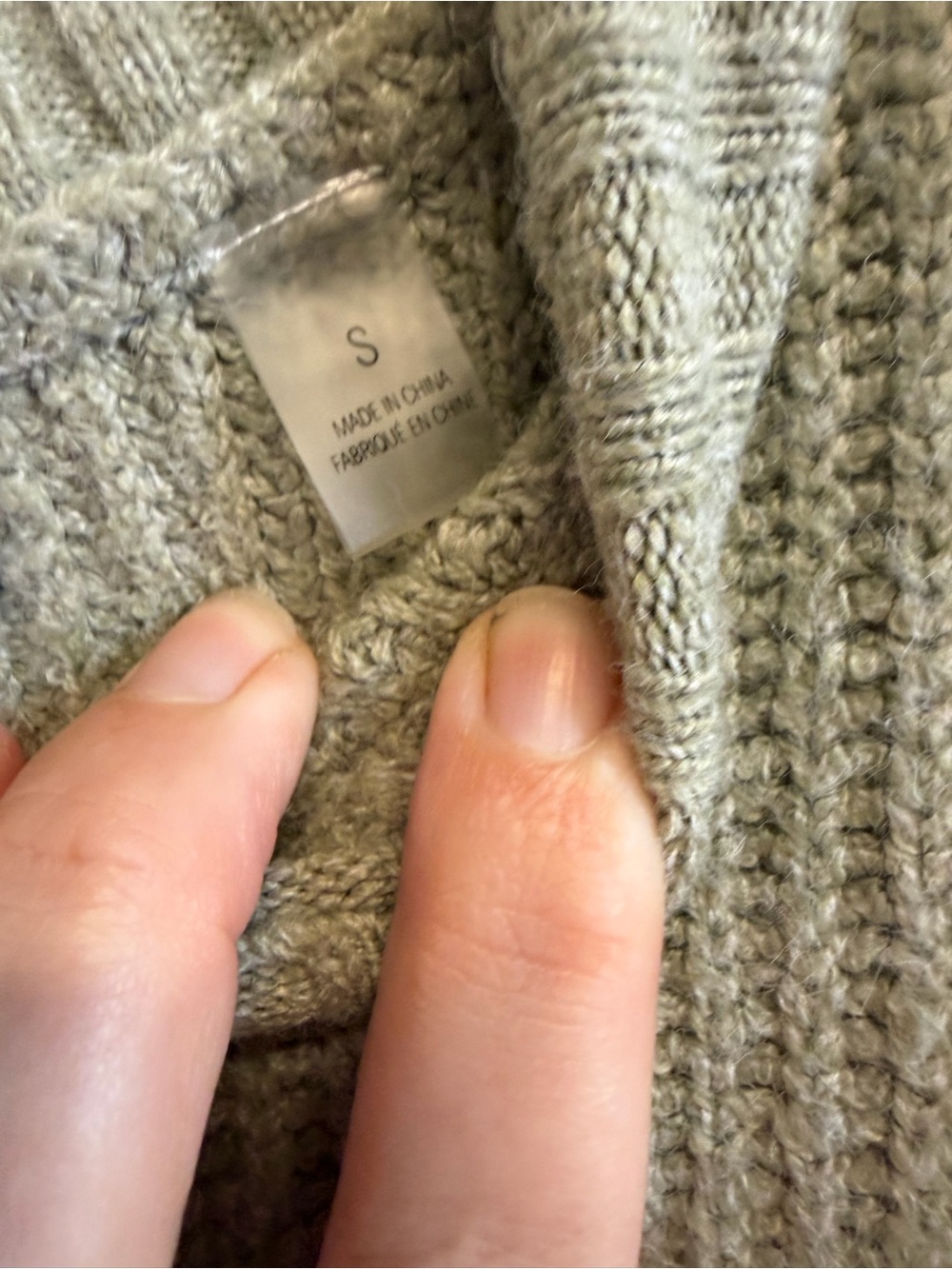 Tahari Sage Green Cable Knit Balloon Sleeve Sweater Small - Picture 4 of 9